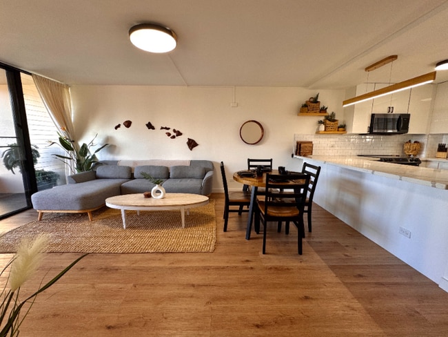 975 Ala Lilikoi St in Honolulu, HI - Foto de edificio - Building Photo