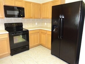 1711 Wellock Ct in San Antonio, TX - Foto de edificio - Building Photo