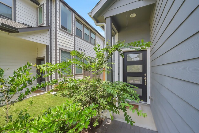 property at 12934 Rio Mariano Ln