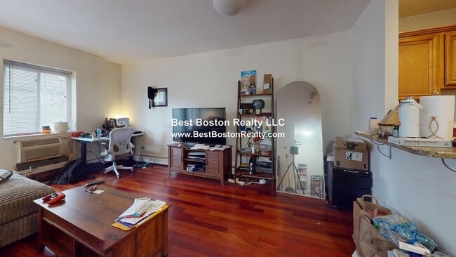 property at 50 Craigie St