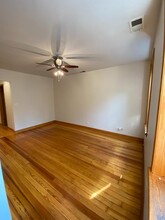 1925 N Winchester Ave, Unit 1 in Chicago, IL - Foto de edificio - Building Photo