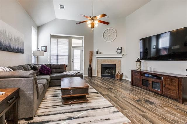 1924 Highland Oaks Dr in Wylie, TX - Building Photo - Building Photo