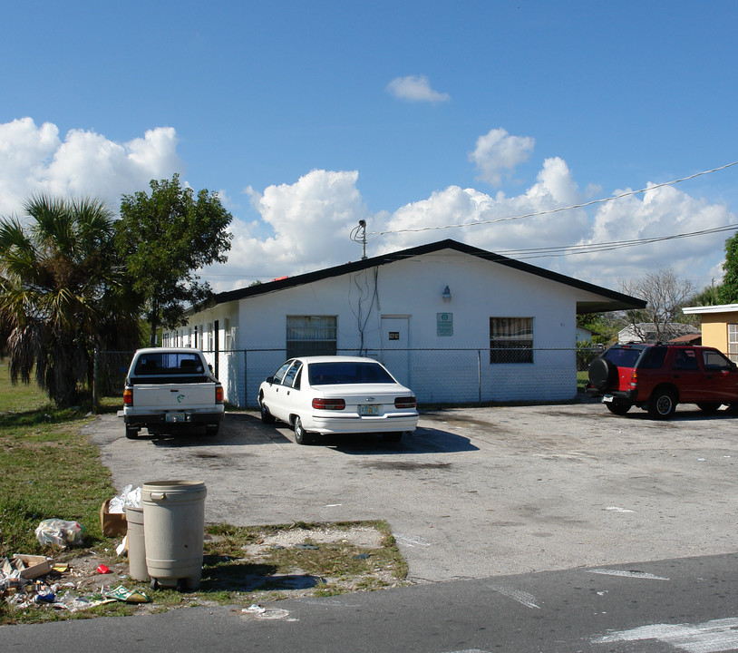 311 NW 9th Ave in Pompano Beach, FL - Building Photo