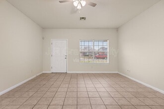 109 Apple Ln in Waco, TX - Building Photo - Building Photo