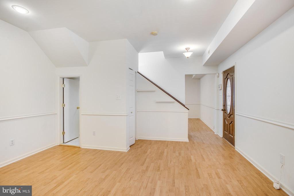 729 10th St NE in Washington, DC - Building Photo