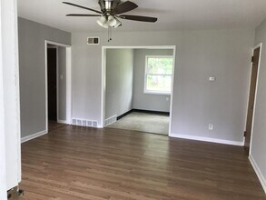 263 S Bon Air Ave in Youngstown, OH - Building Photo - Building Photo