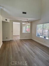 35 Shorecliff in Aliso Viejo, CA - Foto de edificio - Building Photo