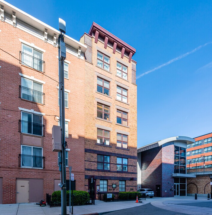 Cypress Point in Hoboken, NJ - Foto de edificio