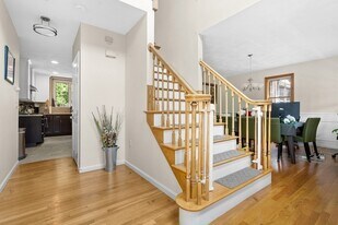 88 Providence Rd in Westford, MA - Building Photo