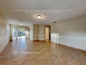 414 Lakeside Cir in Sunrise, FL - Building Photo - Building Photo