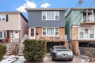 290 RANDOLPH Ave in Jersey City, NJ - Building Photo