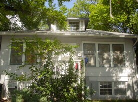 1107 W 22nd St, Unit West22nd#A in Austin, TX - Building Photo