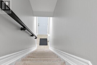 166 Bluestone Private in Ottawa, ON - Building Photo - Building Photo