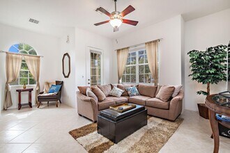 4890 Bonsai Cir in Palm Beach Gardens, FL - Building Photo - Building Photo