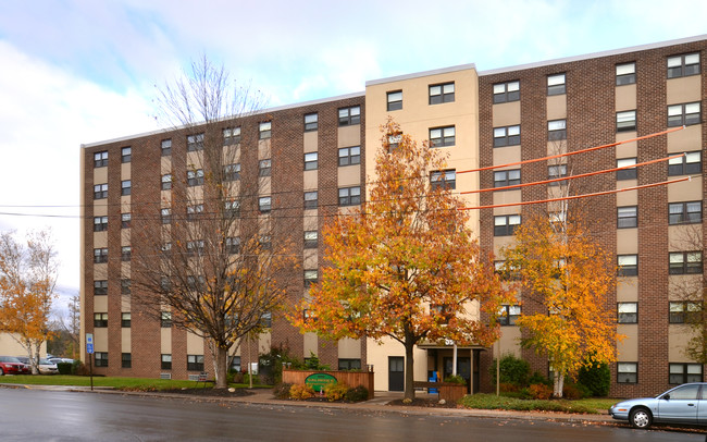 Nathan Galinsky in Herkimer, NY - Foto de edificio - Building Photo