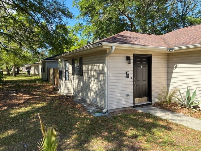 property at 511 S Arizona St