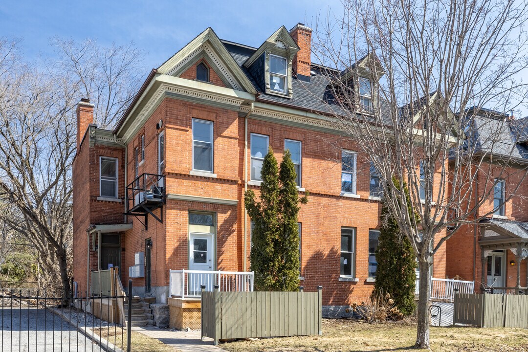 23-29 Russell Av in Ottawa, ON - Building Photo