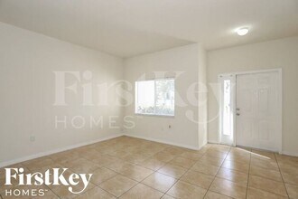 428 SE 12th Ter in Homestead, FL - Building Photo - Building Photo
