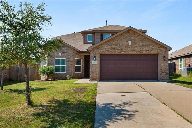 5055 Royal Springs Dr in Forney, TX - Foto de edificio