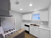 3641 N MacGregor Way photo'