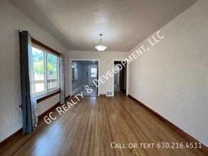 663 Spruce St in Aurora, IL - Building Photo - Building Photo