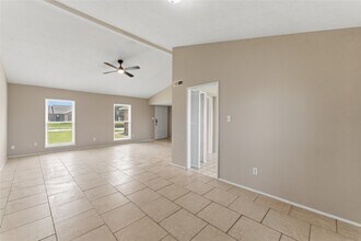 16958 Jenikay St in Houston, TX - Building Photo - Building Photo