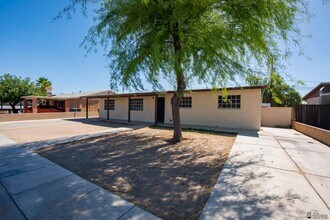 2645 S Nogales Ave in Yuma, AZ - Building Photo - Building Photo