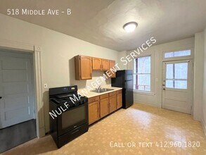 518 Middle Ave in Wilmerding, PA - Building Photo - Building Photo