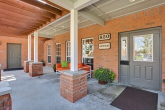Bull Run Apartments in Fort Collins, CO - Foto de edificio - Building Photo