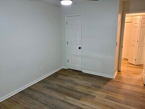 655 Graviss Ct in Lexington, KY - Foto de edificio - Building Photo