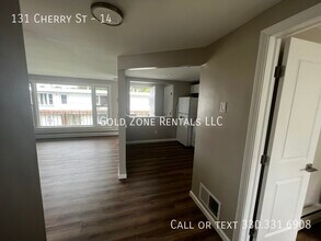 131 Cherry St in Kent, OH - Building Photo - Building Photo