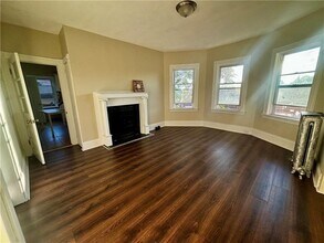 7 Lancaster St in Providence, RI - Building Photo - Building Photo