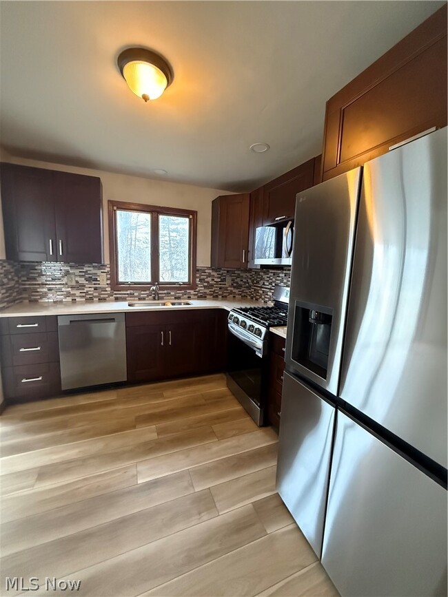 1918 Buchtel St in Twinsburg, OH - Building Photo - Building Photo