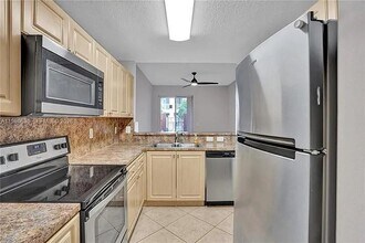 2325 Mariner Ct in Fort Lauderdale, FL - Building Photo - Building Photo