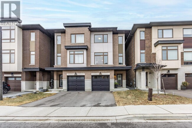 250-250 Finch Ave