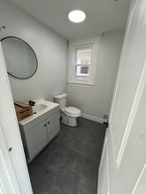 160 Renner Ave, Unit 1 in Newark, NJ - Building Photo - Building Photo