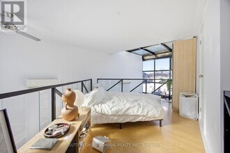 1024 Queen St W in Toronto, ON - Building Photo - Building Photo