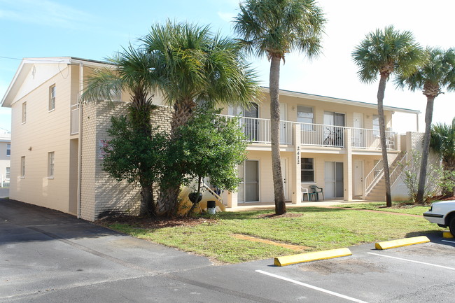 2412 Tulane Ave in Daytona Beach, FL - Building Photo - Building Photo