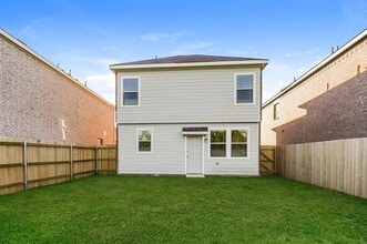 1400 Ester Ln in Ennis, TX - Building Photo - Building Photo