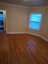 8028 S Jeffery Blvd in Chicago, IL - Building Photo - Building Photo