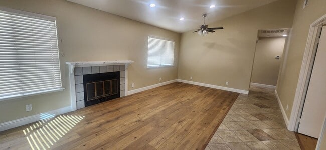9 Estuary Ct in Sacramento, CA - Building Photo - Building Photo