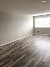 1355 State Ave in Marysville, WA - Building Photo - Building Photo