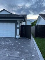 10822 SW 142nd Ct in Miami, FL - Building Photo