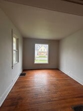 1320 E Woodbine Pl in Fort Wayne, IN - Building Photo - Building Photo