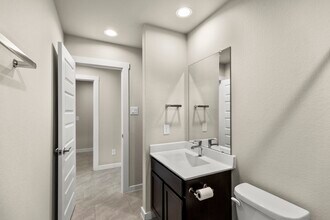 3915 Sparkman Ln in Katy, TX - Building Photo - Building Photo