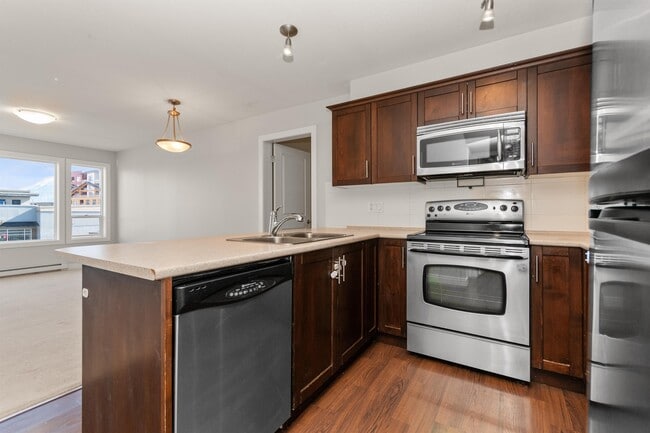 46289-46289 Yale Rd in Chilliwack, BC - Building Photo - Building Photo