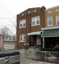 1402 T St SE in Washington, DC - Building Photo - Building Photo