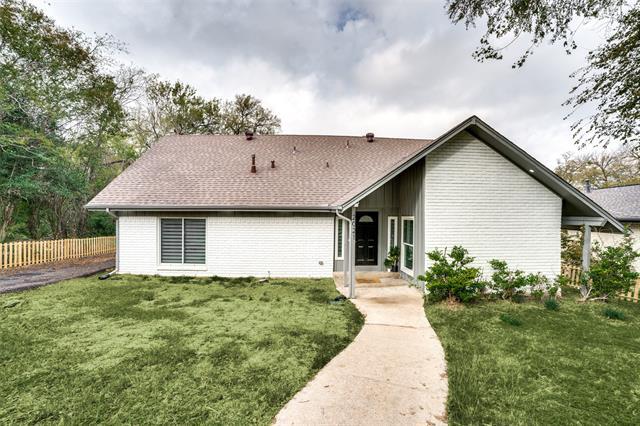 property at 2021 Wildwood Dr