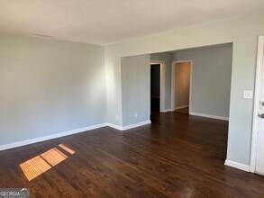 2157 Settle Cir SE in Atlanta, GA - Building Photo - Building Photo