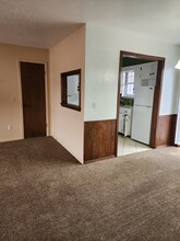 11307 N May Ave, Unit D in Oklahoma City, OK - Building Photo - Building Photo